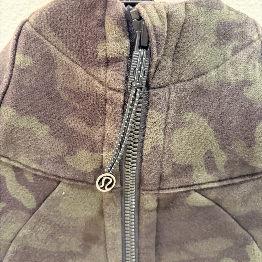 Lululemon Athletica Green Camouflage Hoodie - Picture 3 of 3